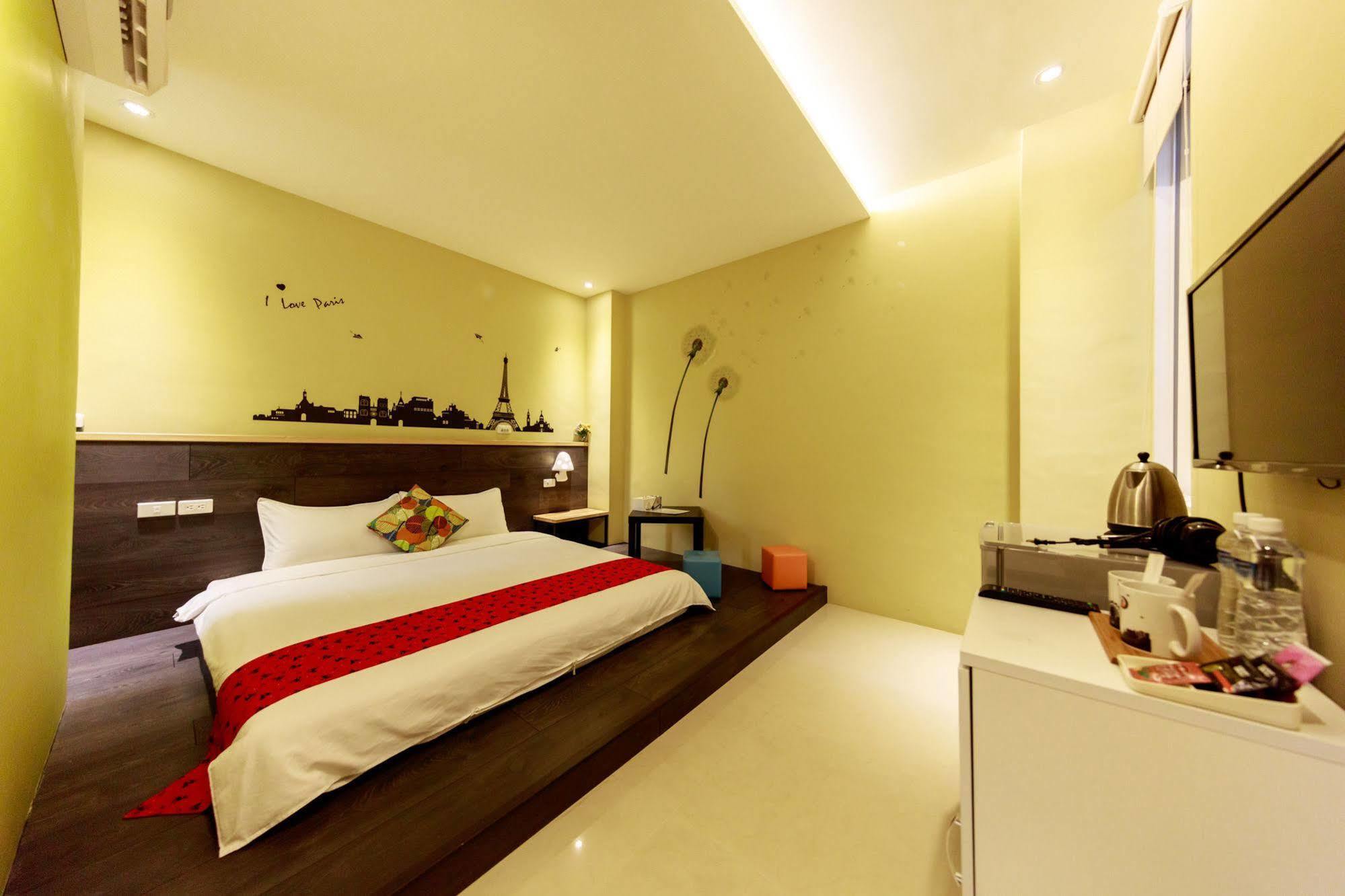 Bear Giant Castle Apartment Hualien City Ngoại thất bức ảnh