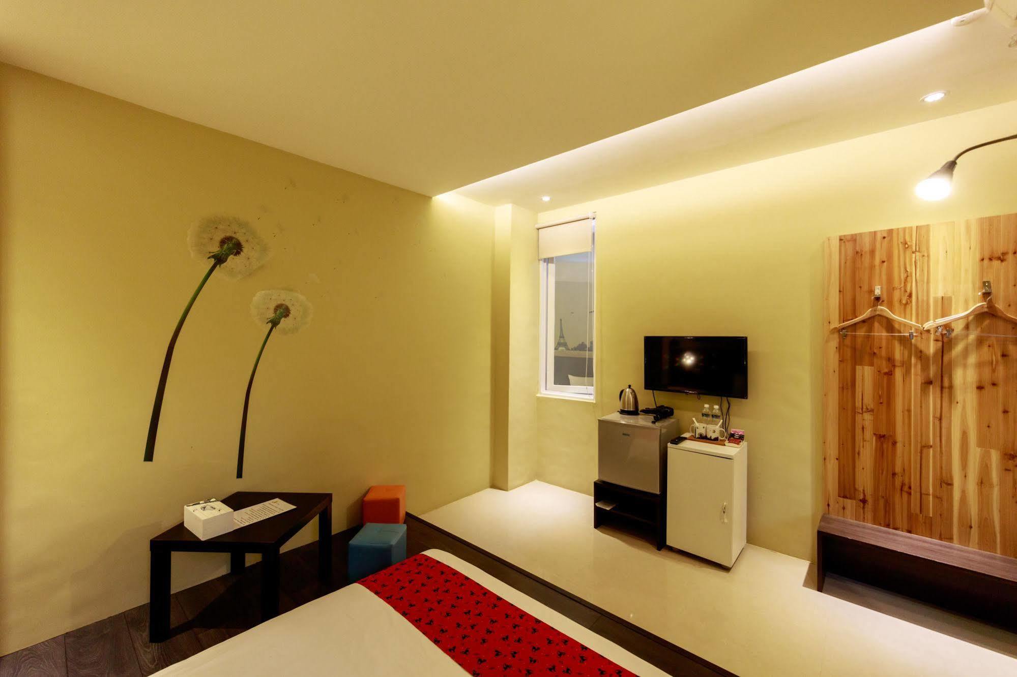 Bear Giant Castle Apartment Hualien City Ngoại thất bức ảnh